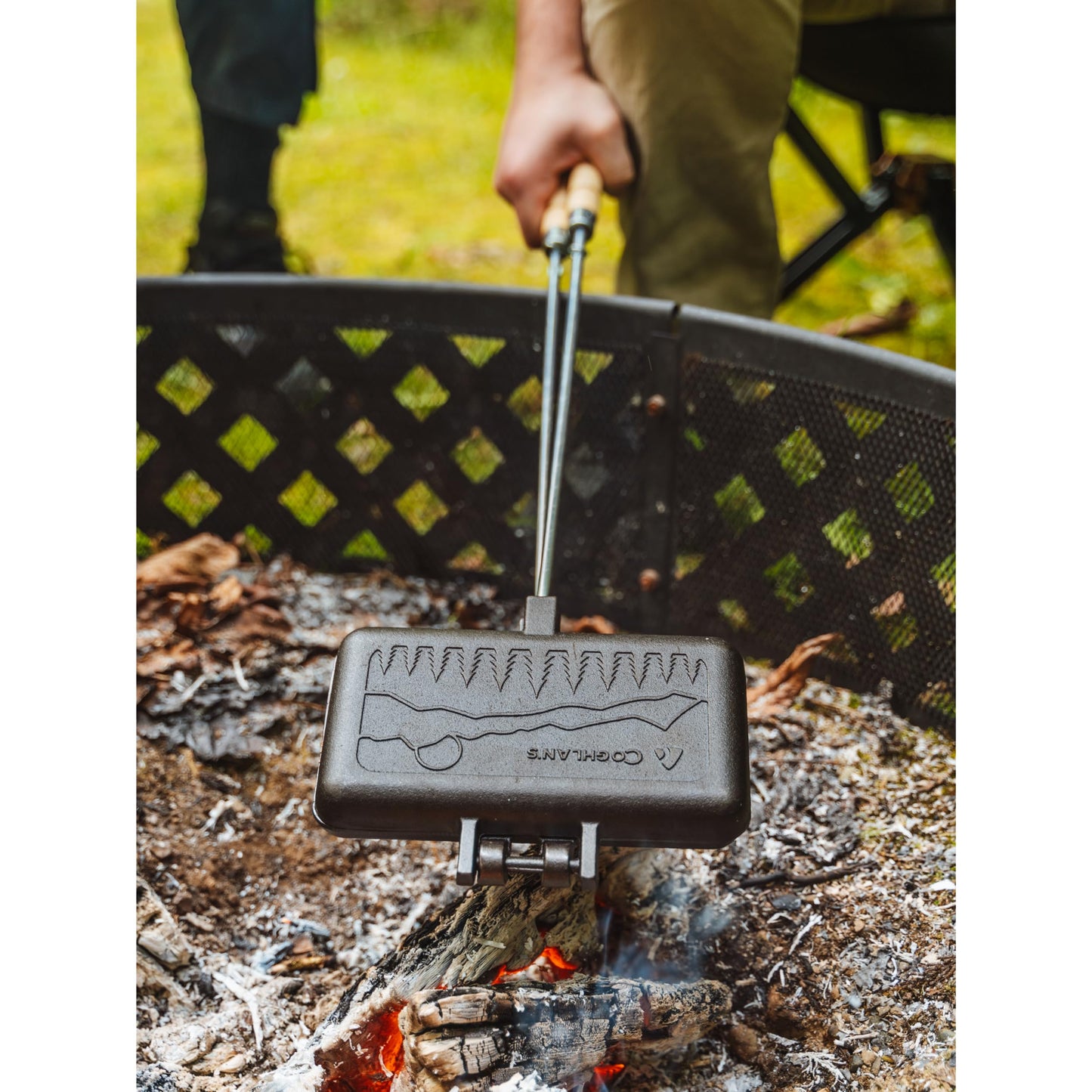 Coghlan's Cast Iron Camp Cooker - Pre-Seasoned Pie Iron Sandwich Maker with Heat-Resistant, Removable Handles, Easy-to-Clean for Toasted Pies, Grilled Sandwiches, and Meats, For Campfire Cooking